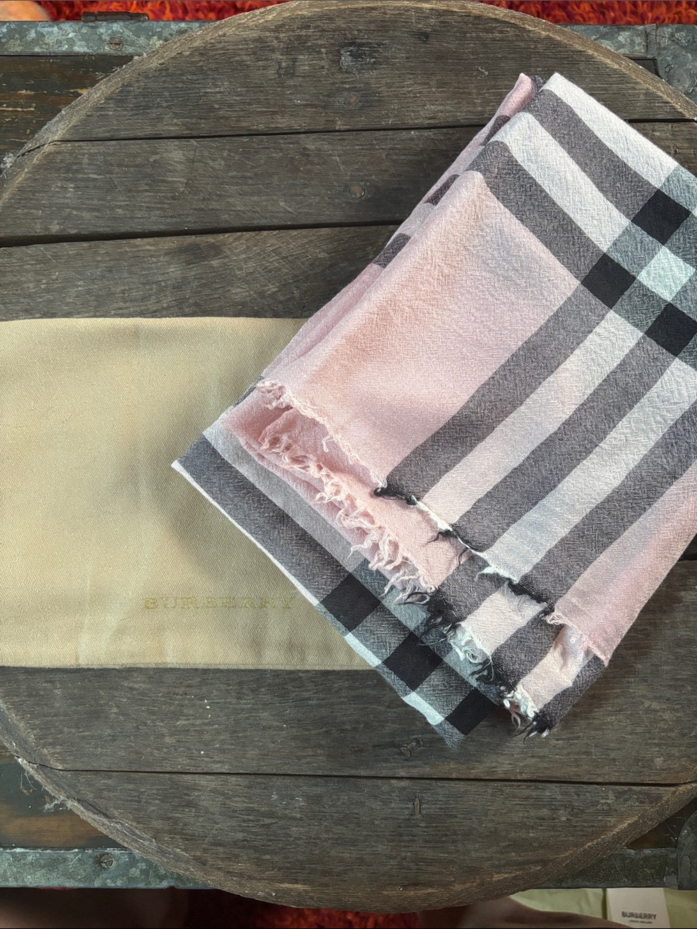 BURBERRY Pink Plaid Women's Scarf - Lightweight Checked Wrap. - Picture 5 of 7